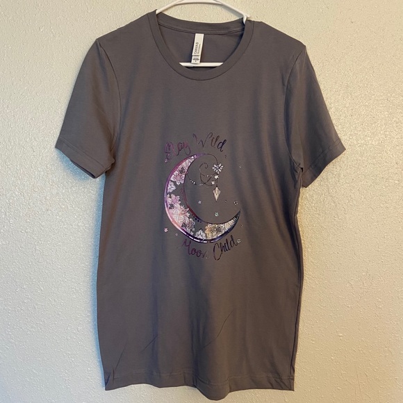Stay Wild Moon Child Graphic Tee Small - Picture 2 of 5
